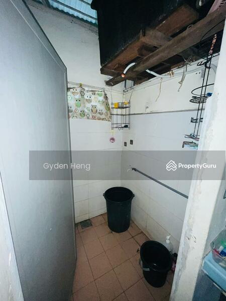 For Sale - Pekan Nanas