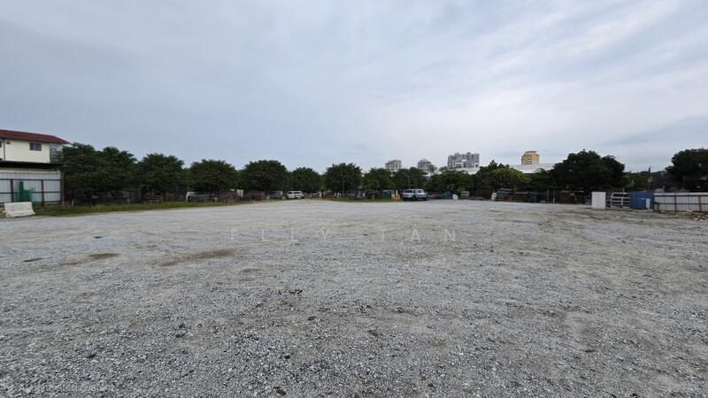 For Rent - [Hot Deal] Commercial Land Direct Access From Main Road