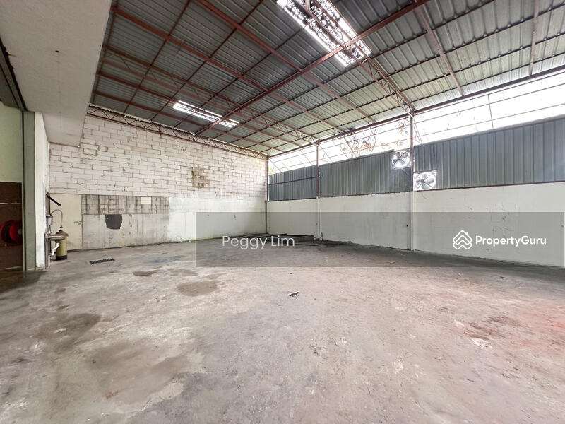 Untuk Dijual - Semi-D factory at Seksyen U8