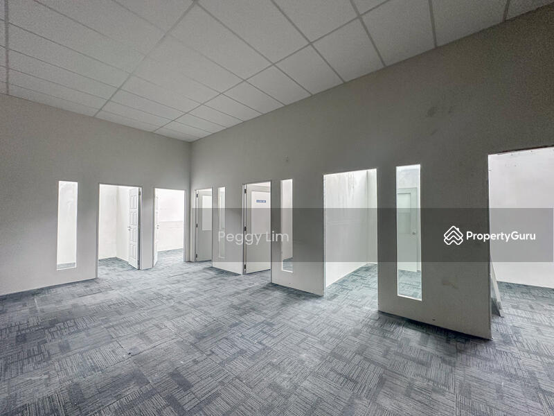 Untuk Dijual - Semi-D factory at Seksyen U8