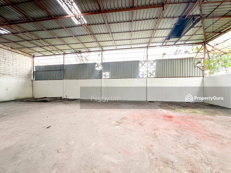 Untuk Dijual - Semi-D factory at Seksyen U8