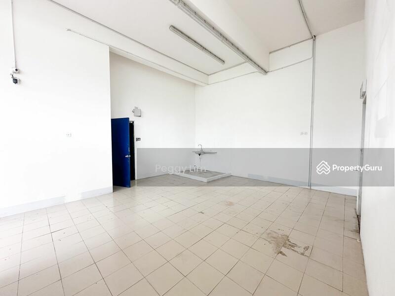 Untuk Dijual - Semi-D factory at Seksyen U8