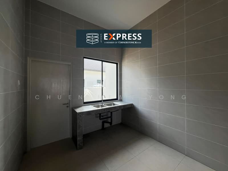 Semi-Detached House for Sale in Senadin (Miri) - Chuen Nean Yong - Interior - PropertyGuru.com.my