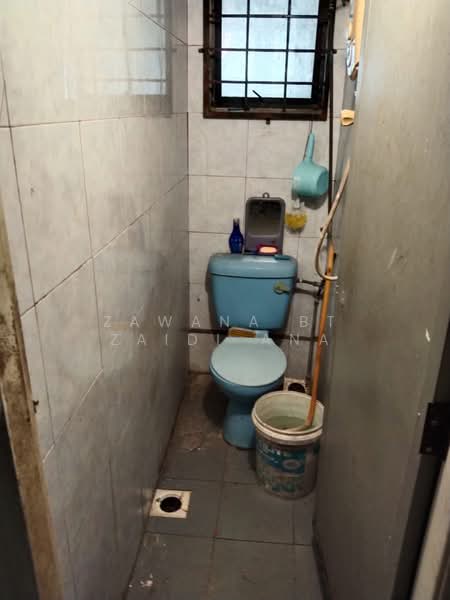 Semi-Detached House for Sale in Seksyen 1 Wangsa Maju (Wangsa Maju) - Zawana BT Zaidi Ana - Bathroom - PropertyGuru.com.my