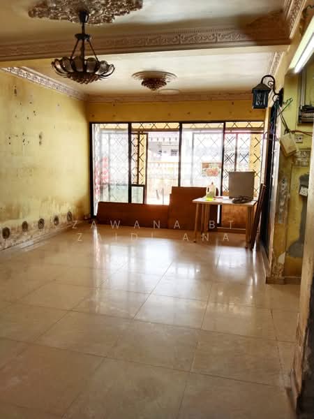 Semi-Detached House for Sale in Seksyen 1 Wangsa Maju (Wangsa Maju) - Zawana BT Zaidi Ana - Living Room - PropertyGuru.com.my