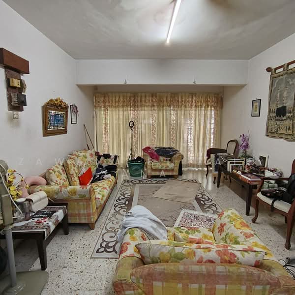 Rumah Berkembar untuk Dijual di Seksyen 1 Wangsa Maju (Wangsa Maju) - Zawana BT Zaidi Ana - Living Room - PropertyGuru.com.my