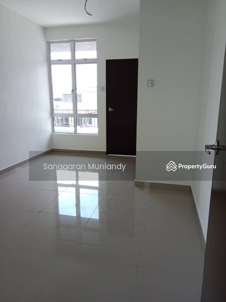 Untuk Dijual - Rumah Teres 2 Tingkat untuk Dijual di Pokok Sena