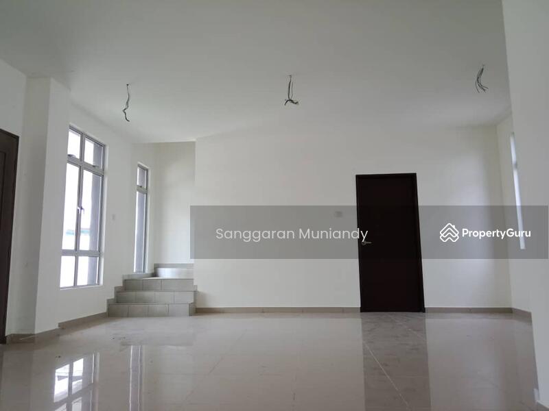 Untuk Dijual - Rumah Teres 2 Tingkat untuk Dijual di Pokok Sena