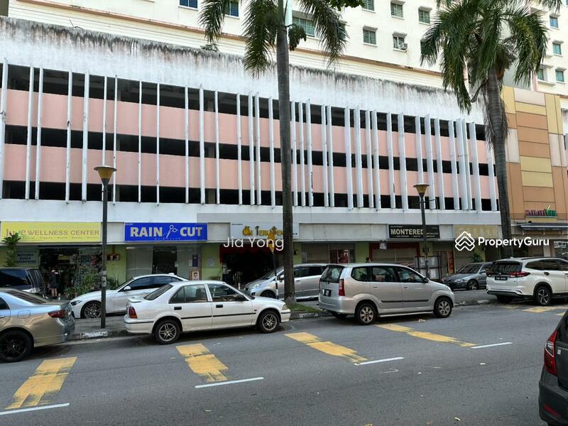 For Rent - Jelutong ground floor shop lot harmony view