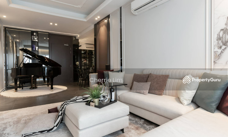 For Sale - Investment High ROI Condo【Door Step to Shutter Services】2-4room with 2carpark