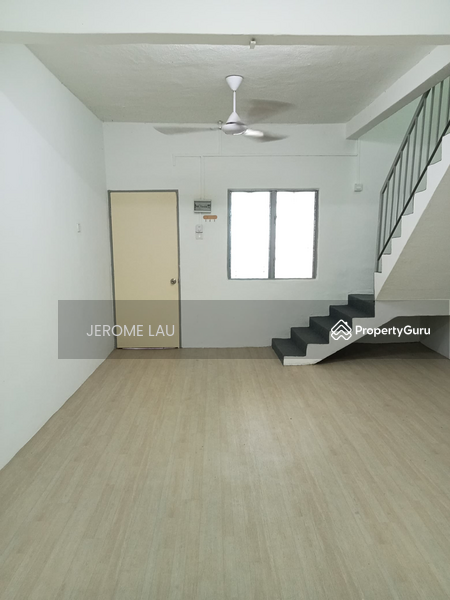 Untuk Disewa - Terrace house at Taman Delima