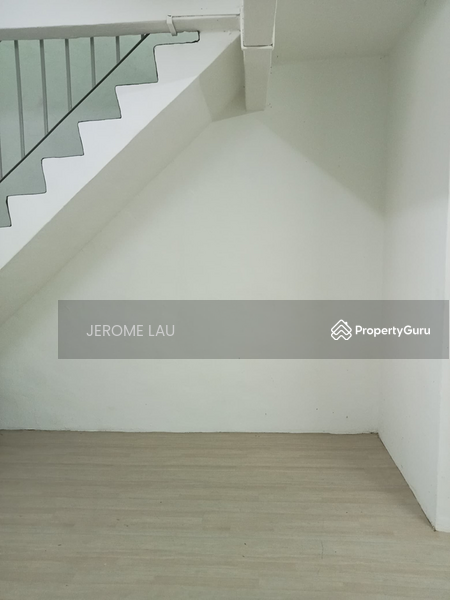 Untuk Disewa - Terrace house at Taman Delima