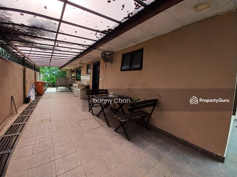 Untuk Dijual - SS3 Bungalow