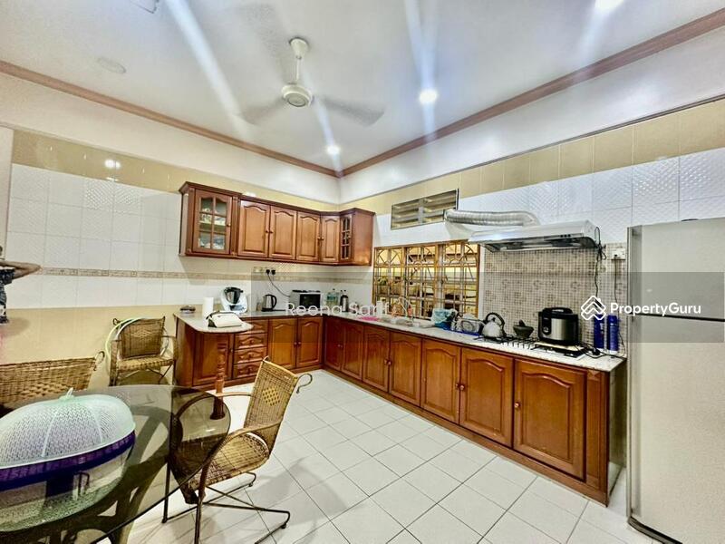 Rumah Banglo untuk Dijual di Seksyen 1 (Petaling Jaya) - Reena Sarif - PropertyGuru.com.my