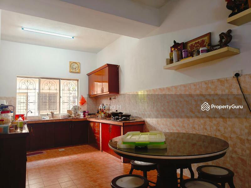 Rumah Teres 2 Tingkat untuk Dijual di Taman Cempaka (Ampang) - Anna H - PropertyGuru.com.my