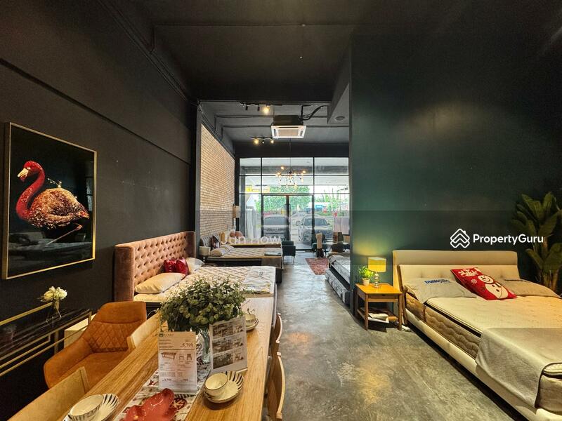 For Rent - Petaling Jaya (Facing Main Road)