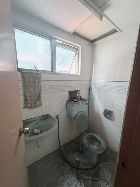 Kedai / Pejabat untuk Disewa di Gombak (Kuala Lumpur) - DANNY THAM - Bathroom - PropertyGuru.com.my