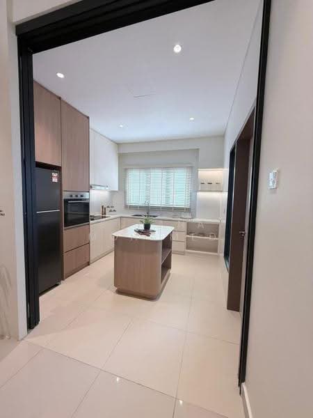 2-storey Terraced House for Sale in Seksyen U11 (Shah Alam) - Suhana Mohamed - Kitchen - PropertyGuru.com.my
