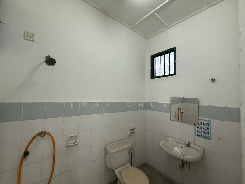 Rumah Teres 2 Tingkat untuk Dijual di Bandar Baru Permas Jaya (Permas Jaya) - Eway Chua - Bathroom - PropertyGuru.com.my