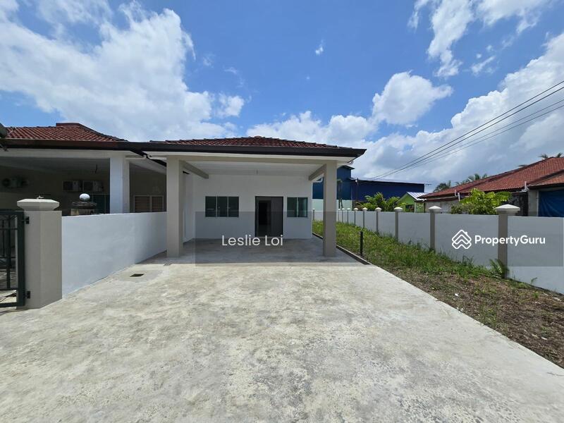 For Sale - Uni Garden