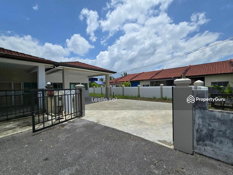 For Sale - Uni Garden