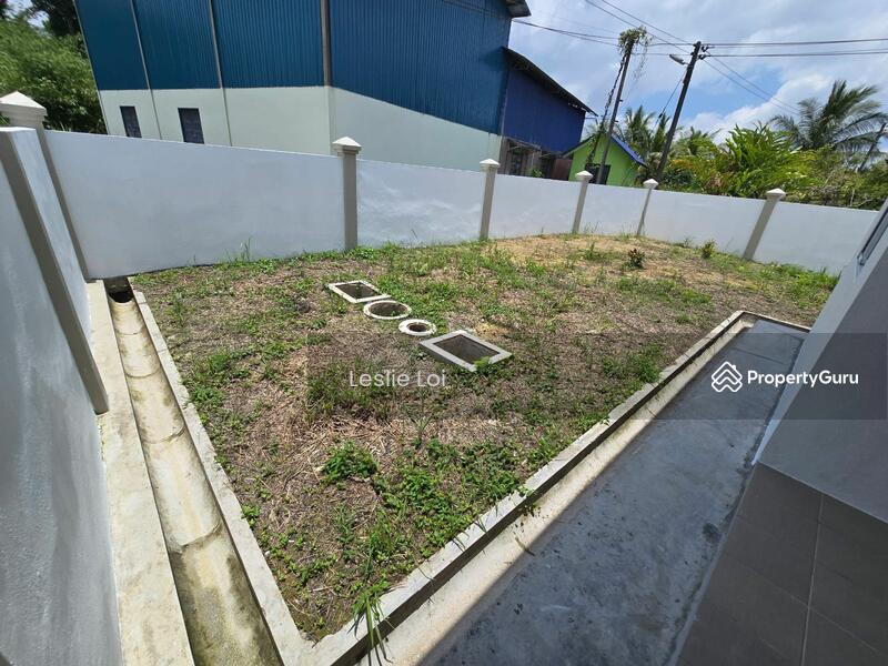 For Sale - Uni Garden