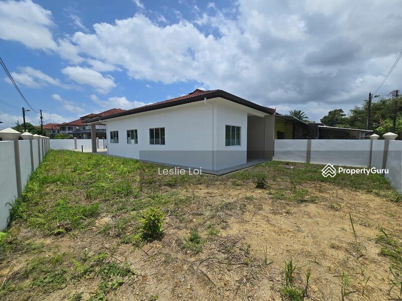 For Sale - Uni Garden
