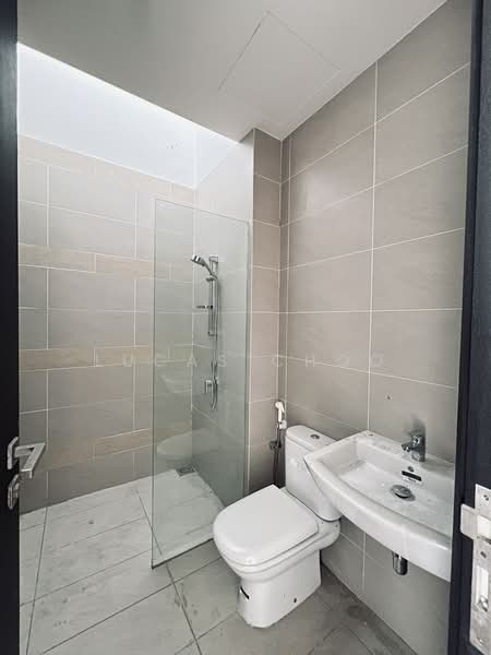 Rumah Teres 2.5 Tingkat untuk Dijual di Ampang (Kuala Lumpur) - Lucas Choo - Bathroom - PropertyGuru.com.my