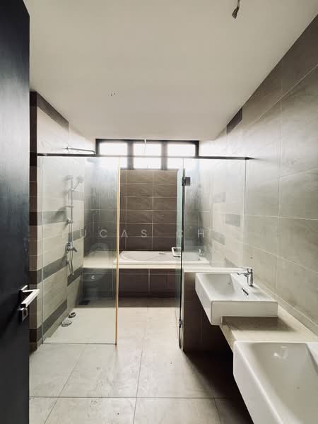 Rumah Teres 2.5 Tingkat untuk Dijual di Ampang (Kuala Lumpur) - Lucas Choo - Bathroom - PropertyGuru.com.my