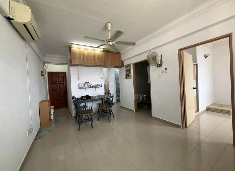 Pangsapuri untuk Dijual di Taman Seri Sari (Sunshine Garden) - David Lee - Living Room - PropertyGuru.com.my