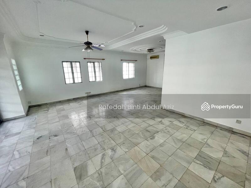 For Sale - End Lot Double Storey Terrace House Tempua, Bandar Puchong Jaya