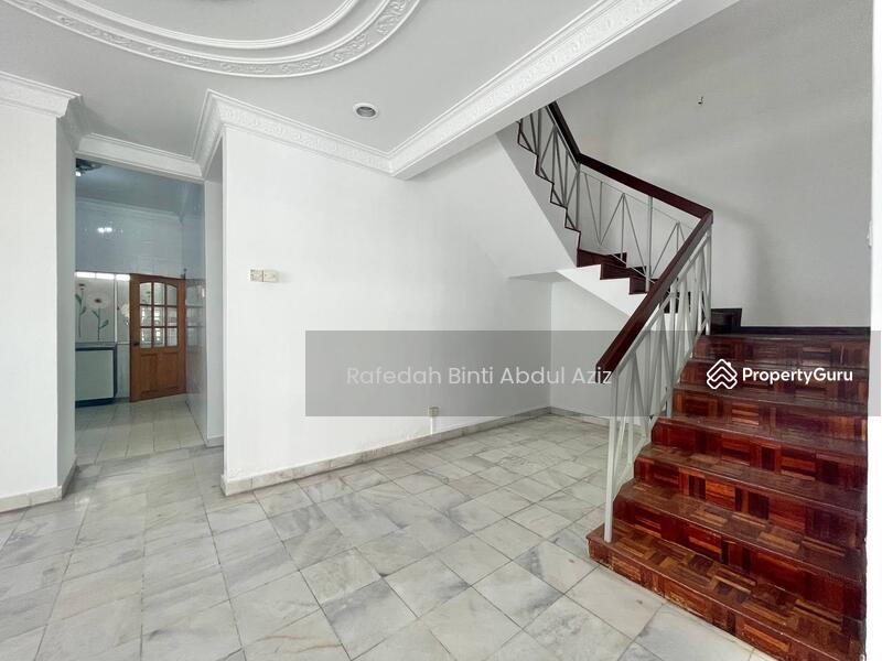 For Sale - End Lot Double Storey Terrace House Tempua, Bandar Puchong Jaya