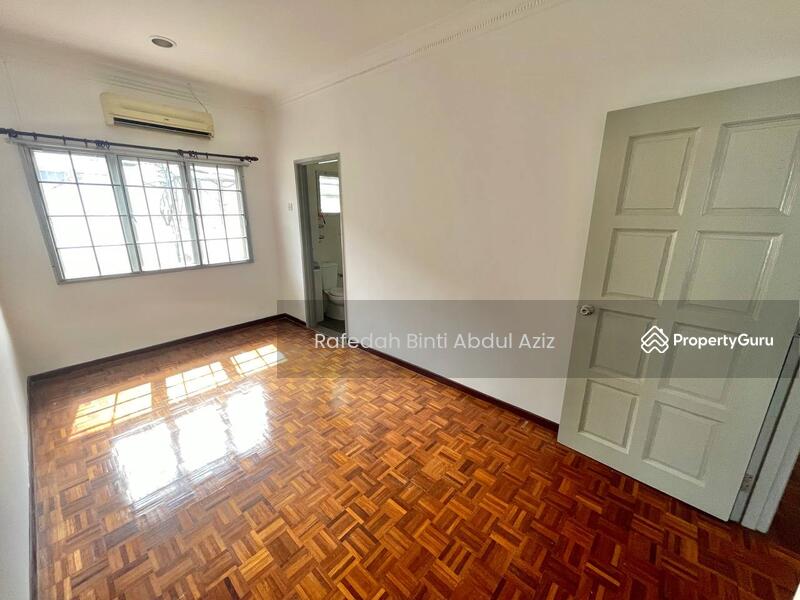 For Sale - End Lot Double Storey Terrace House Tempua, Bandar Puchong Jaya