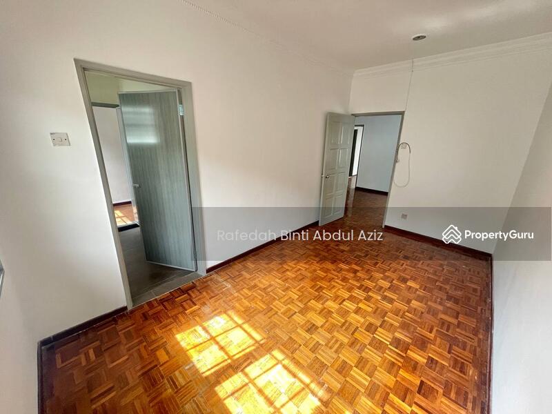 For Sale - End Lot Double Storey Terrace House Tempua, Bandar Puchong Jaya