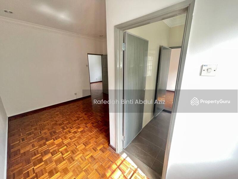 For Sale - End Lot Double Storey Terrace House Tempua, Bandar Puchong Jaya