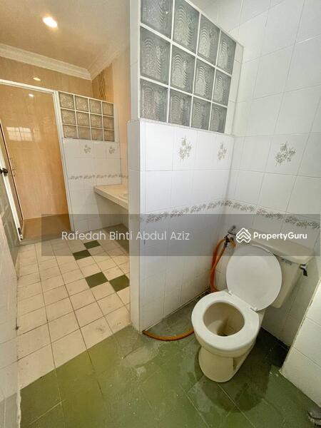 For Sale - End Lot Double Storey Terrace House Tempua, Bandar Puchong Jaya