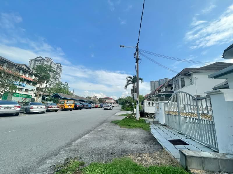 Rumah Teres 2 Tingkat untuk Dijual di BANDAR PUCHONG JAYA (Puchong) - Rafedah Binti Abdul Aziz - Exterior - PropertyGuru.com.my