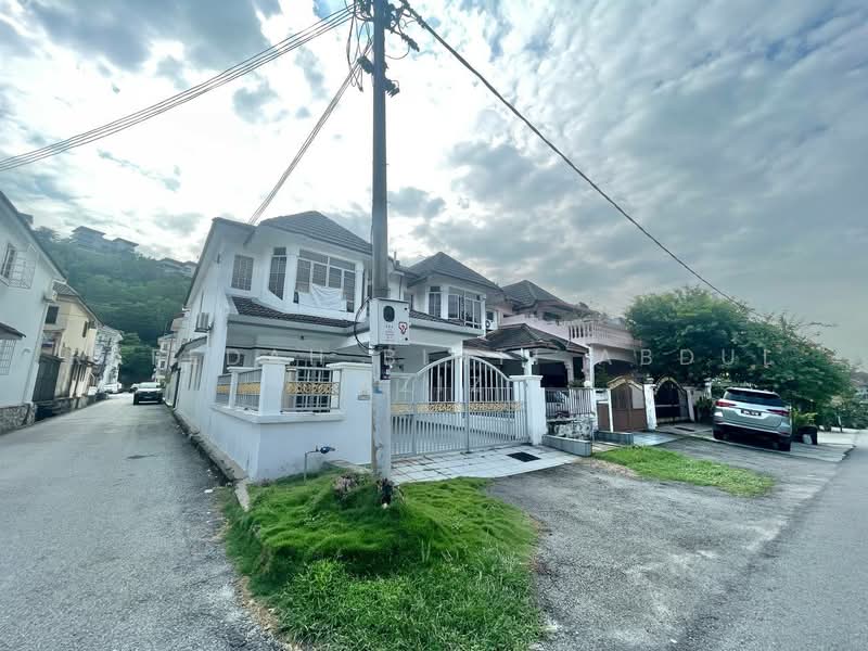 Rumah Teres 2 Tingkat untuk Dijual di BANDAR PUCHONG JAYA (Puchong) - Rafedah Binti Abdul Aziz - Exterior - PropertyGuru.com.my