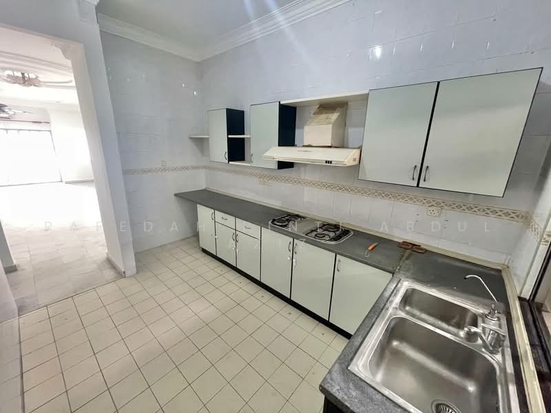 Rumah Teres 2 Tingkat untuk Dijual di BANDAR PUCHONG JAYA (Puchong) - Rafedah Binti Abdul Aziz - Kitchen - PropertyGuru.com.my