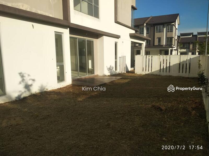 Rumah Teres untuk Dijual di Bandar Tropicana Aman (Telok Panglima Garang) - Kim Chia - PropertyGuru.com.my