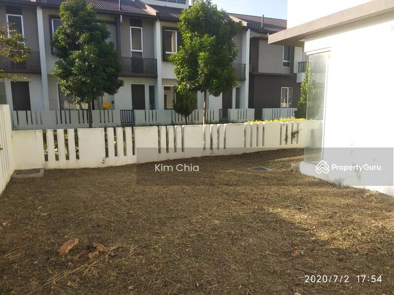 Rumah Teres untuk Dijual di Bandar Tropicana Aman (Telok Panglima Garang) - Kim Chia - PropertyGuru.com.my
