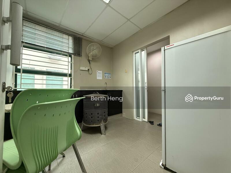 Untuk Disewa - Bay Avenue