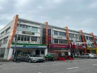 For Rent - [ Facing Mainroad ] Bandar Seri Putra 22 x 80 Ground Floor Shop For Rent , Bangi , Kajang
