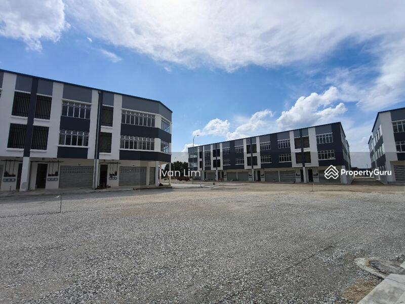 For Rent - Shop-office at Bandar Indahpura