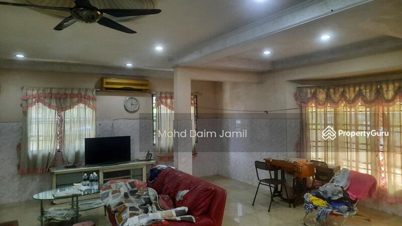 Untuk Dijual - Corner Lot Non Bumi[Extended Unit]