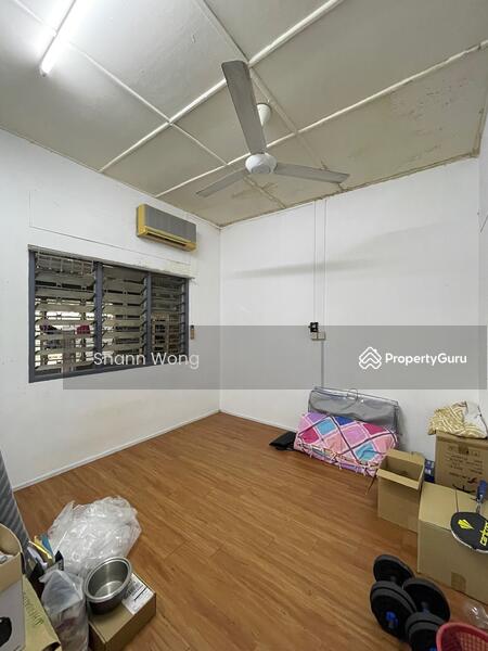 For Sale - Seapark Section 21