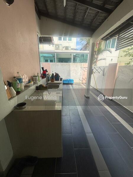 For Rent - Villa Avenue