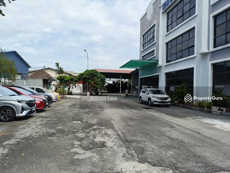 For Sale - Kampung Subang Baru Factory for sale