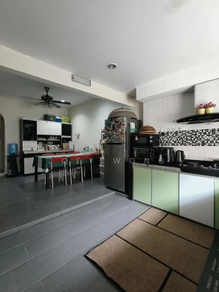 Untuk Dijual - Taman Kinrara 5, TK5, Puchong