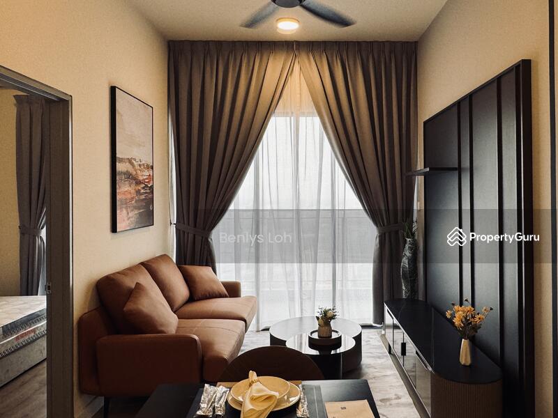 Fully Renovated and come with 50" smart tv